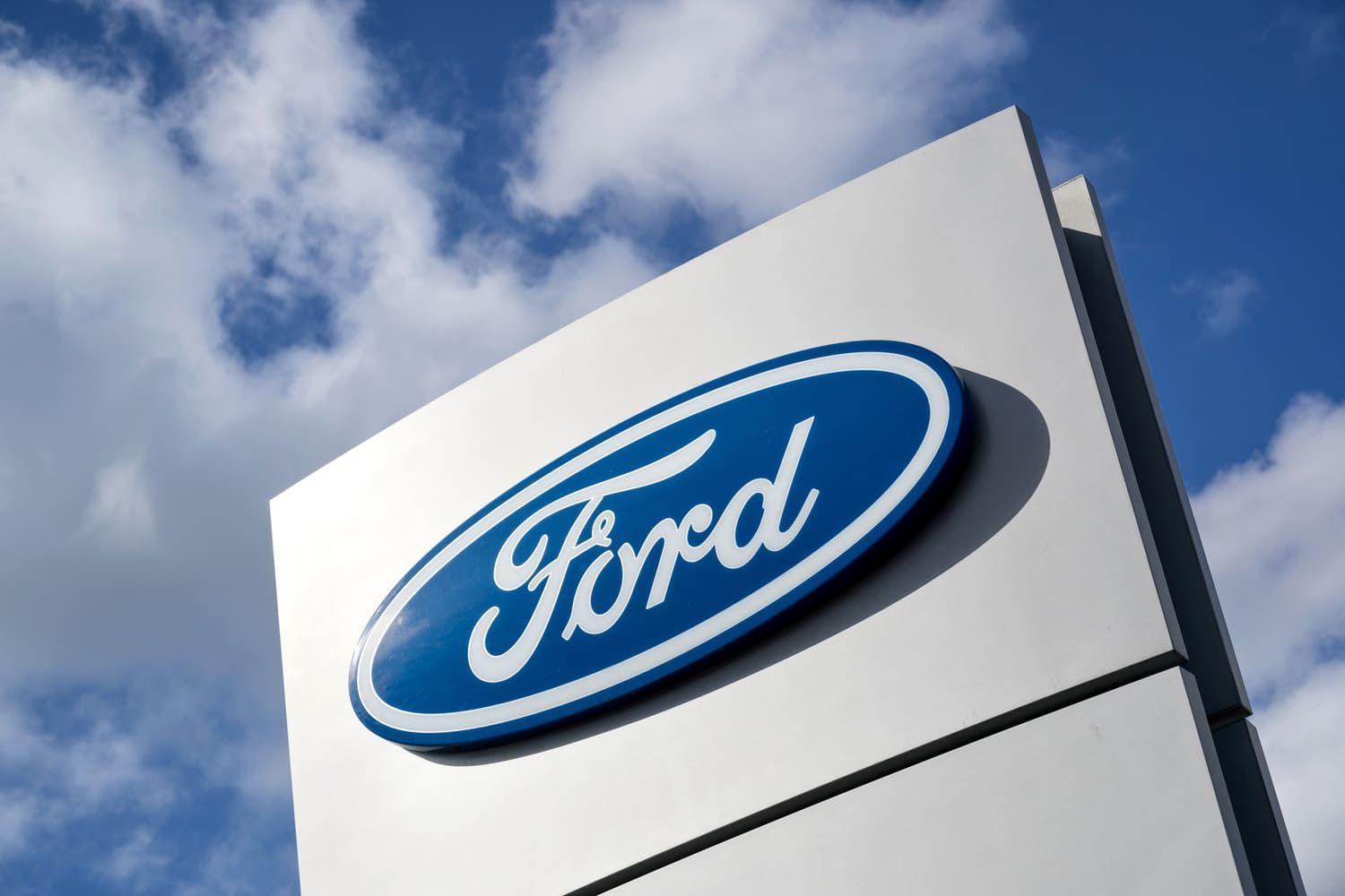 Ford sign against a blue sky