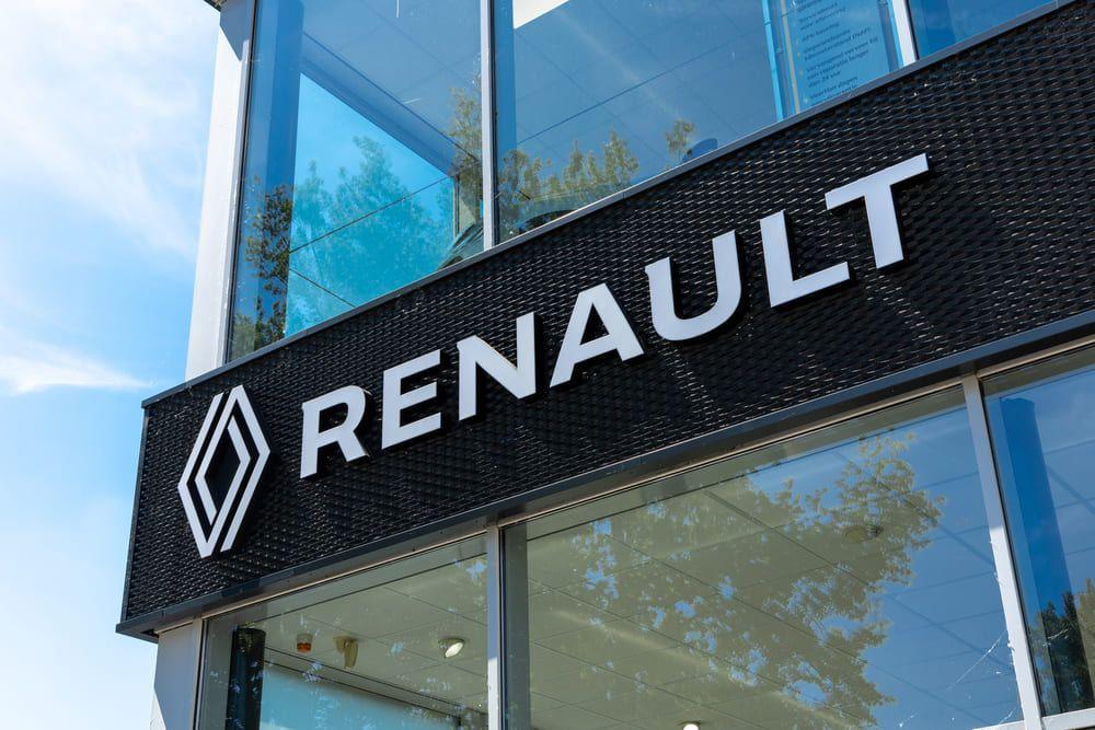 Renault signage
