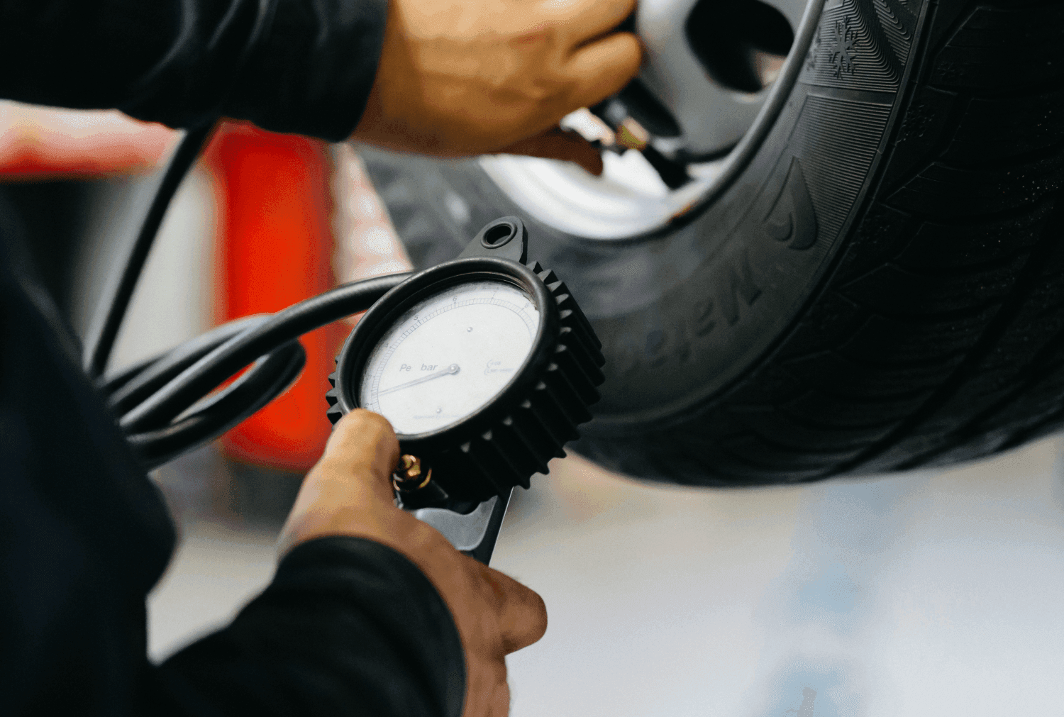 checking-tyre-pressure.png