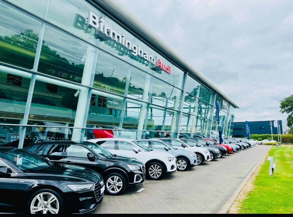 Outside of Listers Audi Birmingham