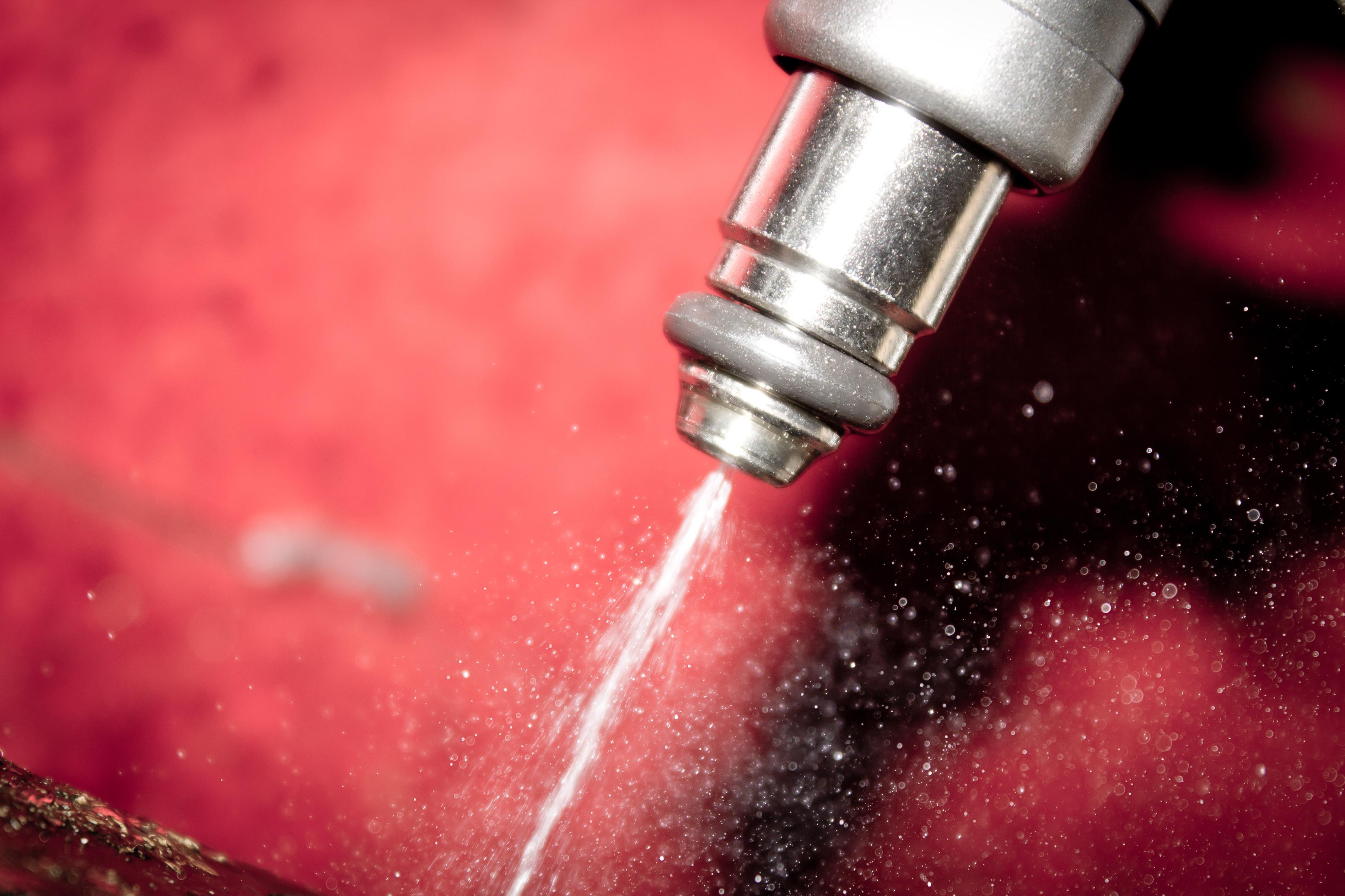 Fuel injector in action